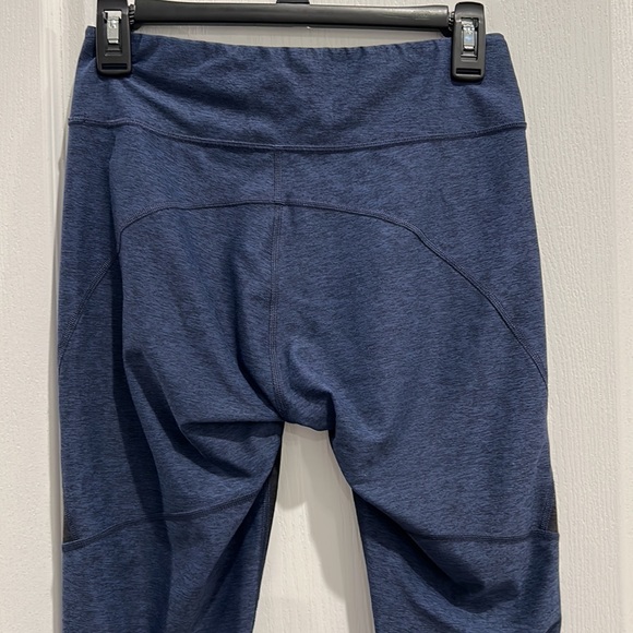 Outdoor Voices Leggings, Size Medium - Picture 6 of 9
